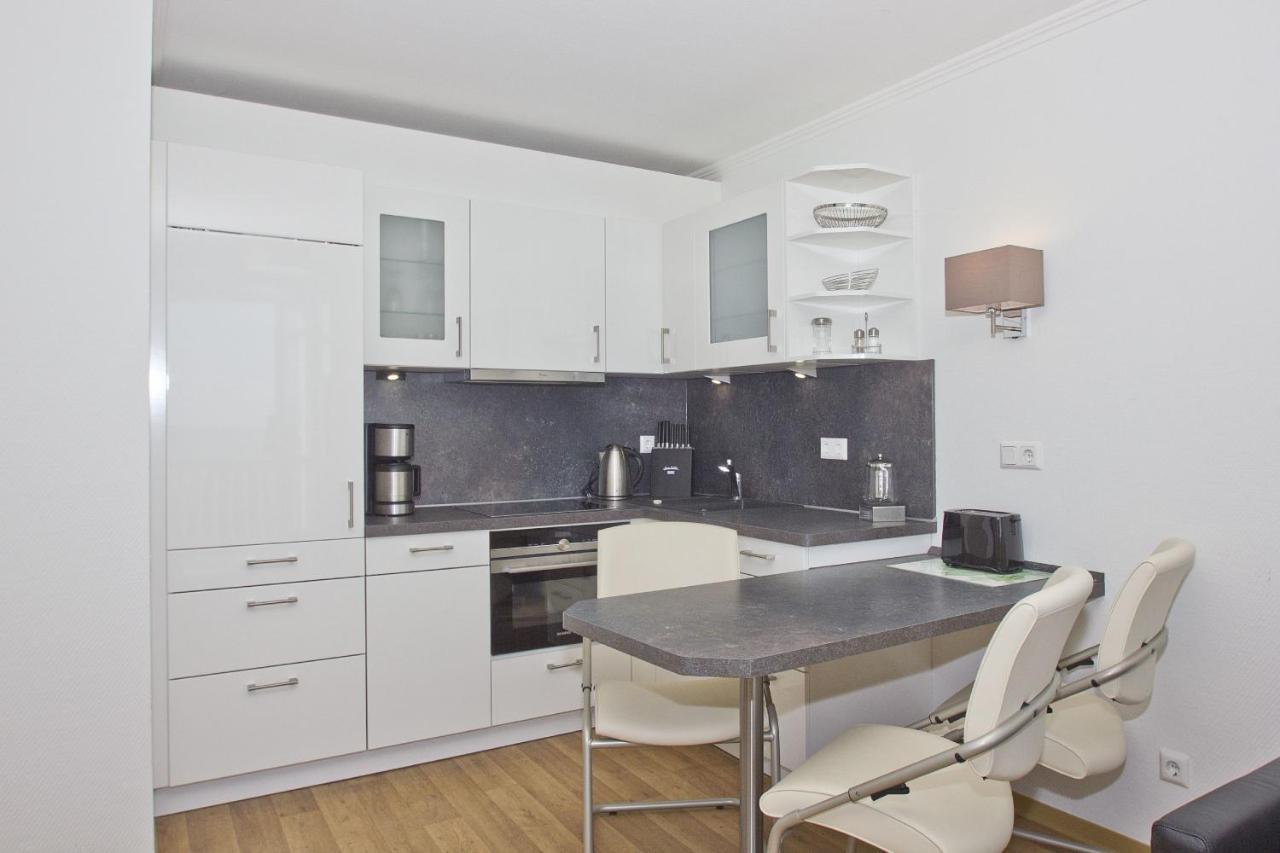 Mit Meerblick Und Balkon, Gratis Nutzung Vom Ahoi Erlebnisbad Und Sauna In Sellin - Meeresblick Fewo 14 Goehren  Esterno foto